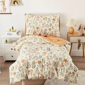 Floral Patterned Bedding Set - Cream and Tan Toddler